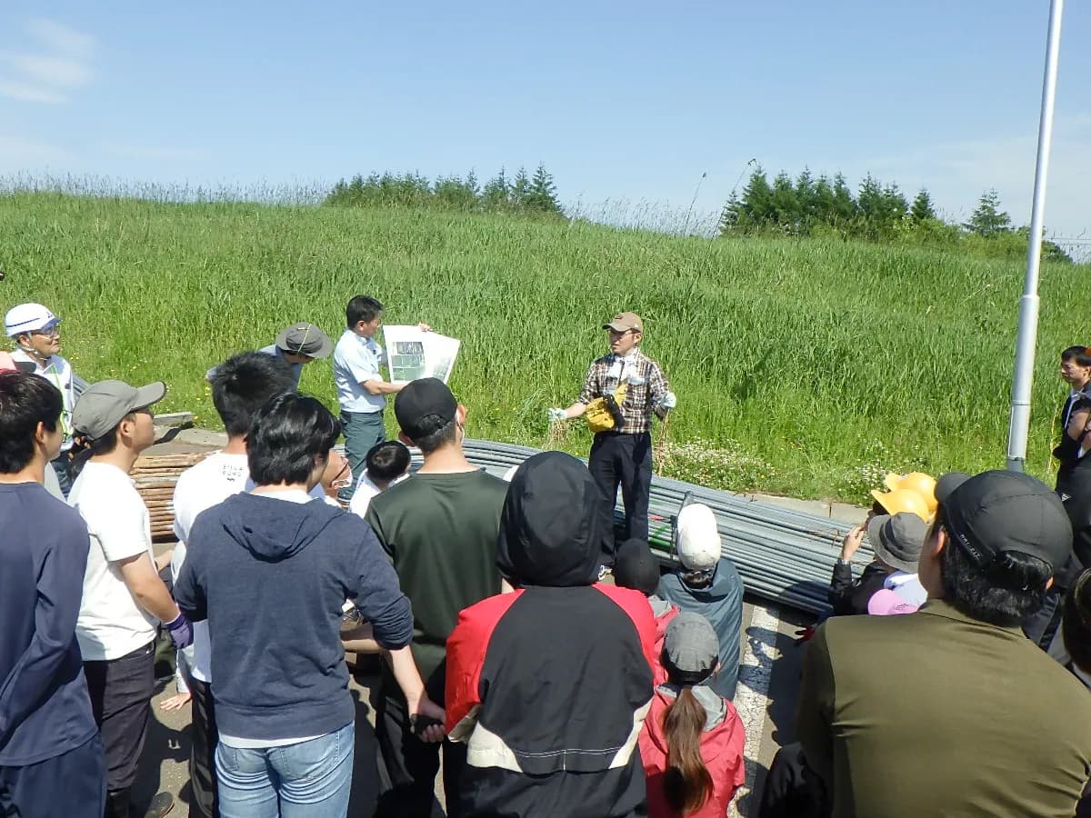 東京農業大学の実務演習で説明を行う様子
